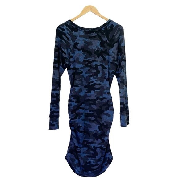 Sundry Side Ruched Sweatshirt Dress in Blue & Black Camo Sundry 2 | Size Medium - Picture 3 of 12